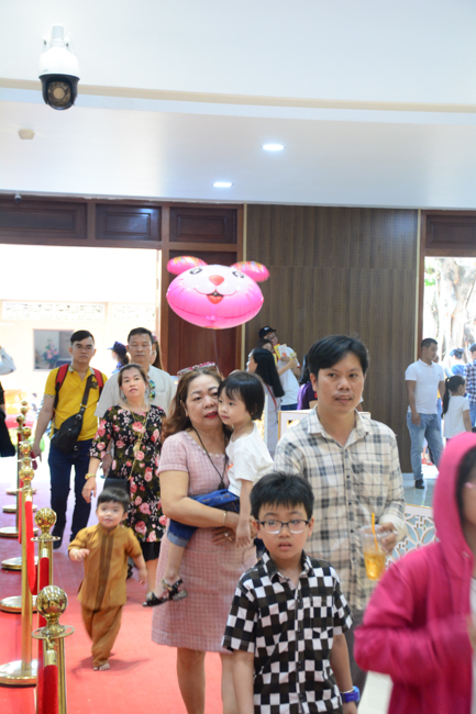 Series of photos on the 3rd day of Tet Holiday