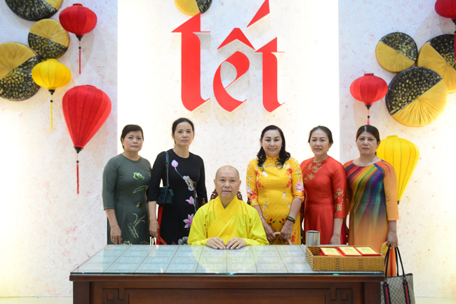 Series of photos on the 3rd day of Tet Holiday