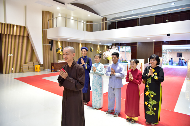 Series of photos on the 3rd day of Tet Holiday