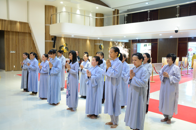 Series of photos on the 3rd day of Tet Holiday