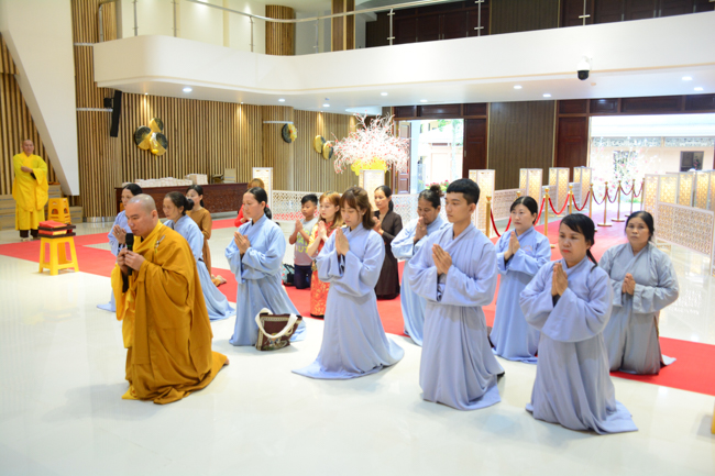 Series of photos on the 3rd day of Tet Holiday