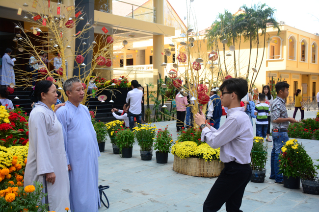 Series of photos on the 3rd day of Tet Holiday