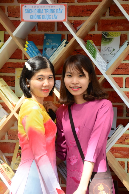 Series of photos on the 3rd day of Tet Holiday