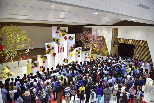 Series of photos on the 4th day of Tet Holiday