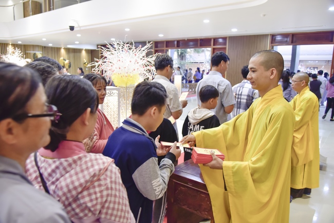 Series of photos on the 4th day of Tet Holiday