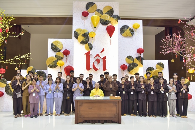 Series of photos on the 4th day of Tet Holiday