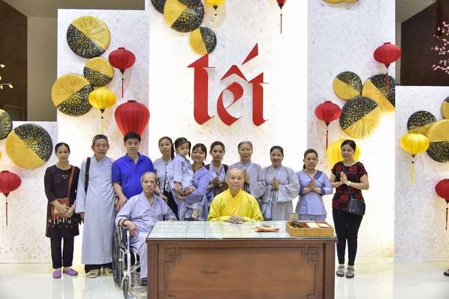 Series of photos on the 4th day of Tet Holiday