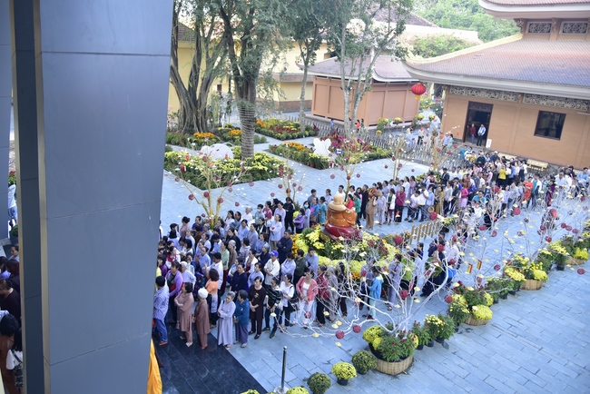 Series of photos on the 4th day of Tet Holiday