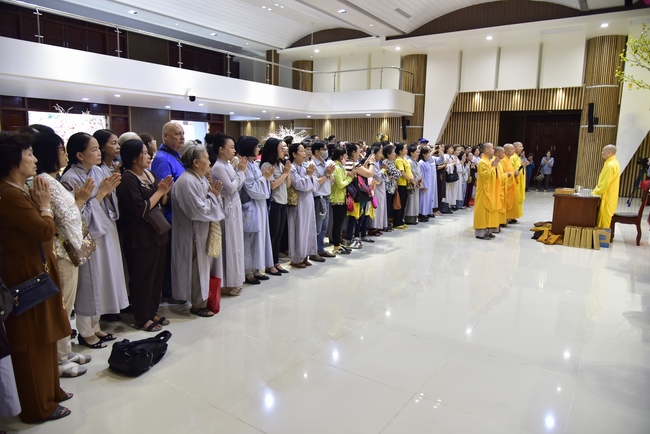 Series of photos on the 4th day of Tet Holiday