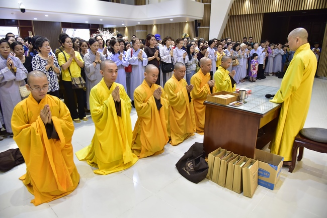 Series of photos on the 4th day of Tet Holiday