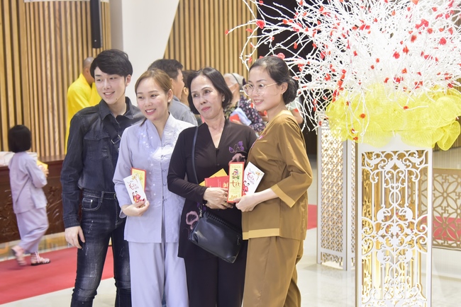 Series of photos on the 4th day of Tet Holiday