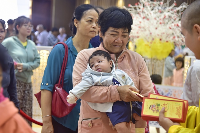 Series of photos on the 4th day of Tet Holiday