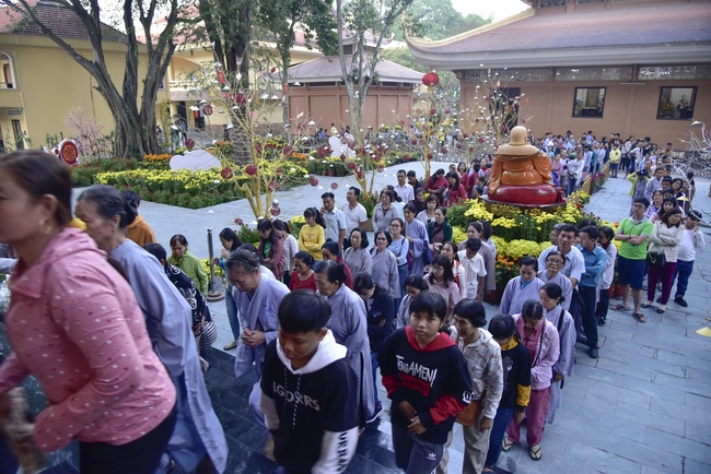 Series of photos on the 4th day of Tet Holiday