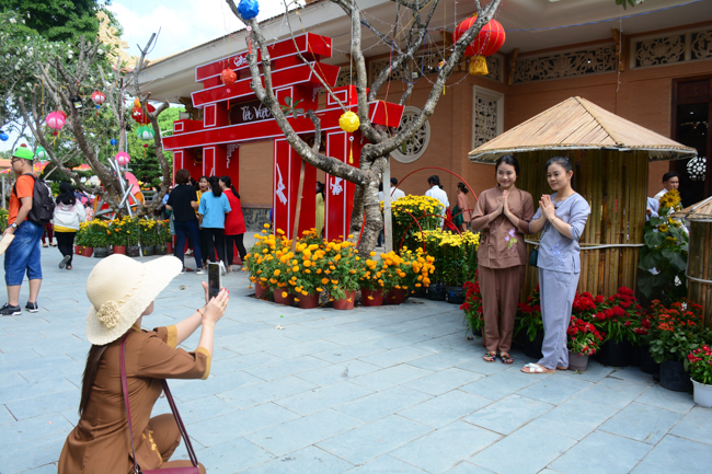 Series of photos on the 4th day of Tet Holiday