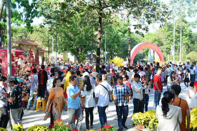 Series of photos on the 4th day of Tet Holiday