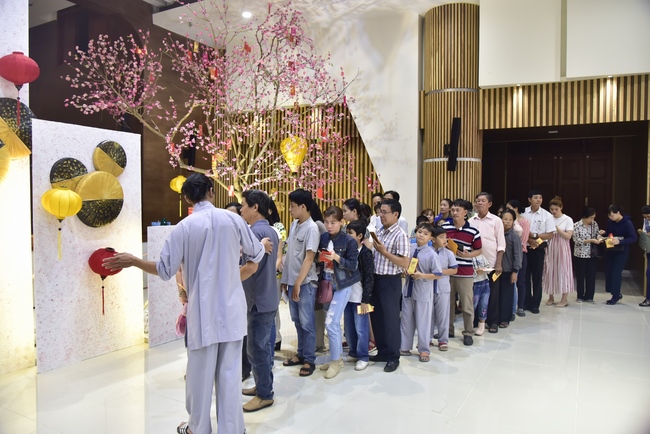 Series of photos on the 5th day of Tet Holiday