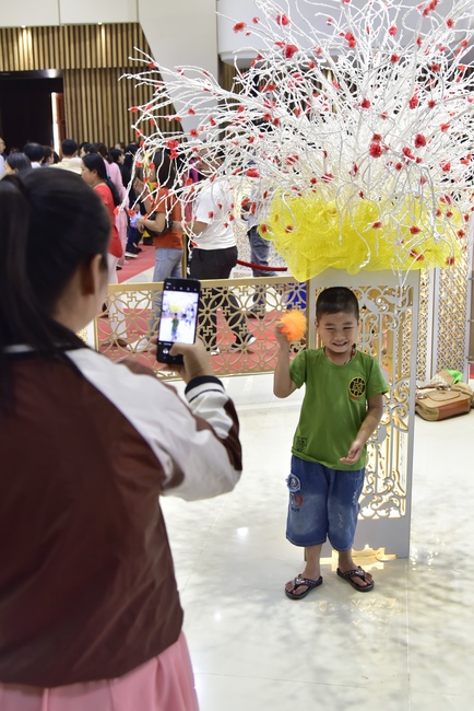 Series of photos on the 5th day of Tet Holiday