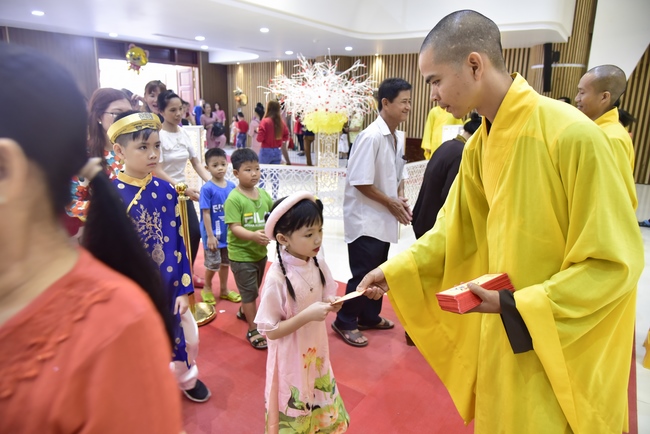 Series of photos on the 5th day of Tet Holiday