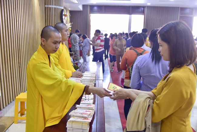 Series of photos on the 5th day of Tet Holiday