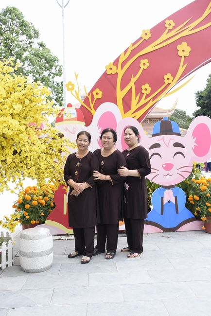 Series of photos on the 5th day of Tet Holiday