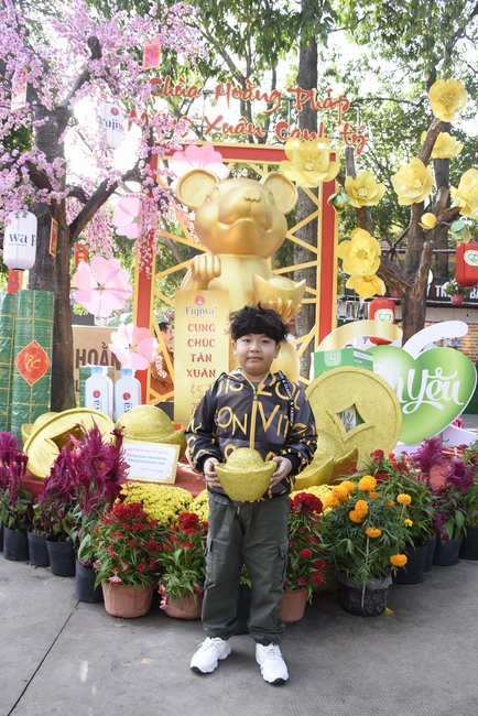 Series of photos on the 5th day of Tet Holiday