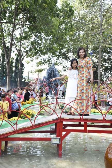 Series of photos on the 5th day of Tet Holiday