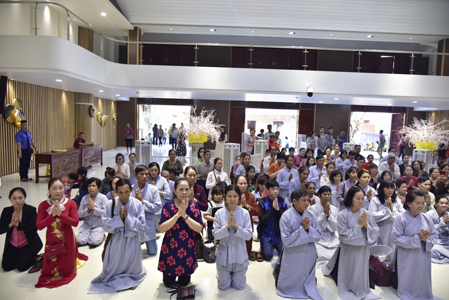 Series of photos on the 5th day of Tet Holiday