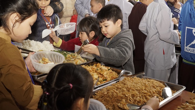 Khóa tu “Ươm Mầm Hoa Sen” chùa Đống Cao