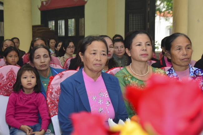 Wedding Ceremony at Tay Khanh Pagoda, Thai Binh
