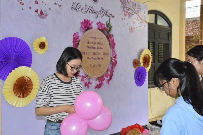 Wedding Ceremony at Tay Khanh Pagoda, Thai Binh