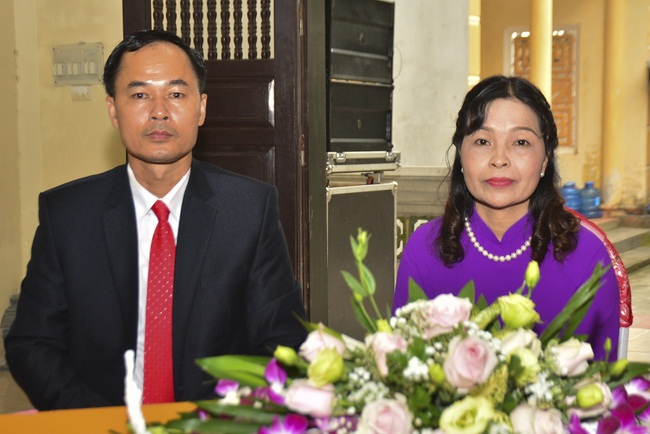 Wedding Ceremony at Tay Khanh Pagoda, Thai Binh