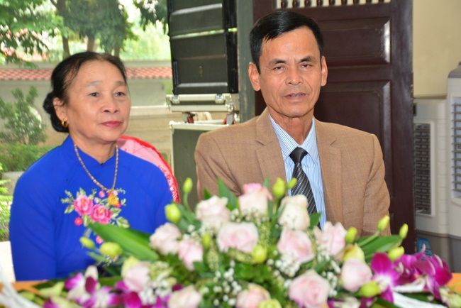 Wedding Ceremony at Tay Khanh Pagoda, Thai Binh