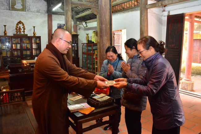The Ceremony praying for peace at Tay Khanh Pagoda – Thai Binh