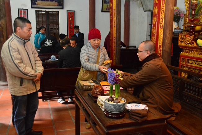 The Ceremony praying for peace at Tay Khanh Pagoda – Thai Binh