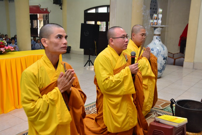 The Ceremony praying for peace at Tay Khanh Pagoda – Thai Binh