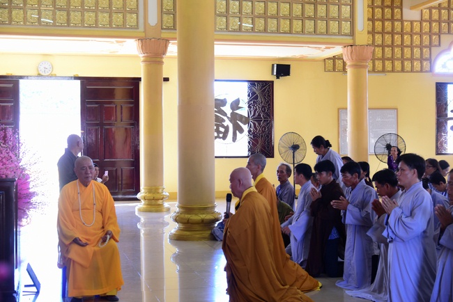 Offering ten pagodas in the year of the Rat