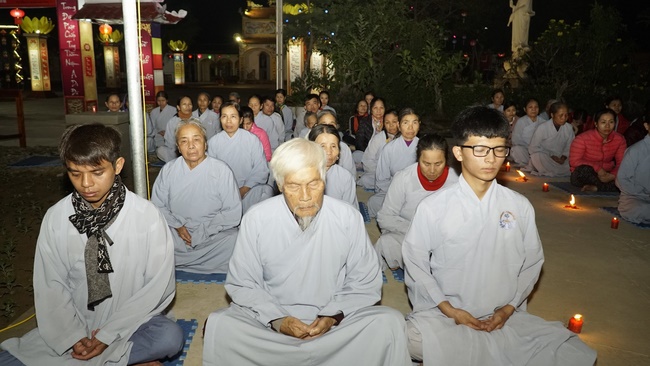 The enlightenment attaining ceremony of the Shakyamuni Buddha at Dong Da Pagoda – Thanh Hoa Province
