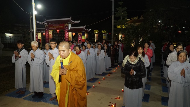 The enlightenment attaining ceremony of the Shakyamuni Buddha at Dong Da Pagoda – Thanh Hoa Province