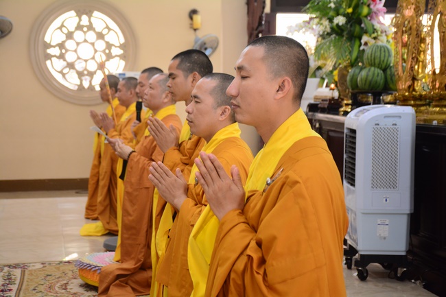 The Wedding Ceremony at the pagoda