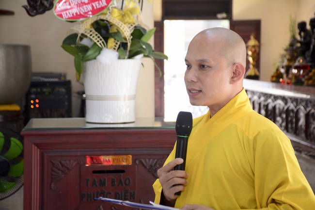 The Wedding Ceremony at the pagoda