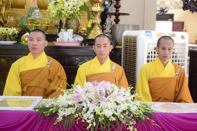 The Wedding Ceremony at the pagoda