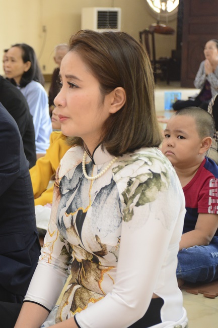 The Wedding Ceremony at the pagoda