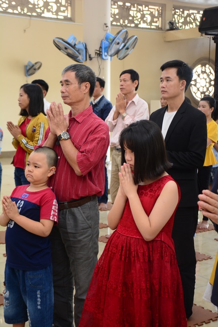 The Wedding Ceremony at the pagoda