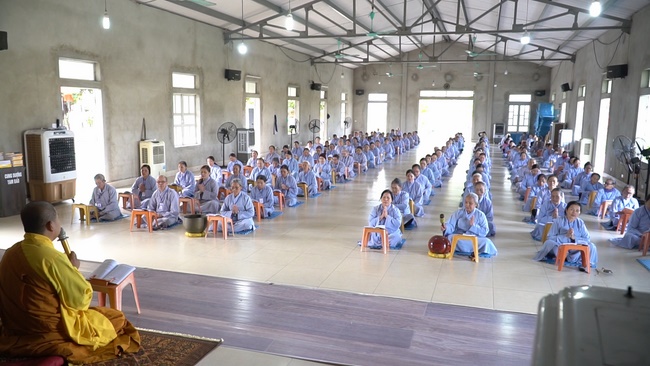 One-day Retreat at Dong Cao Pagoda.