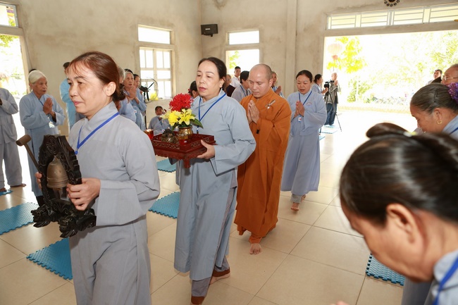 One-day Retreat at Dong Cao Pagoda.
