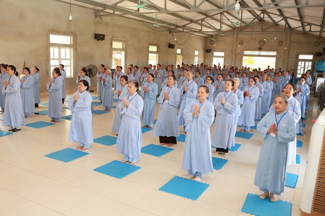 One-day Retreat at Dong Cao Pagoda.