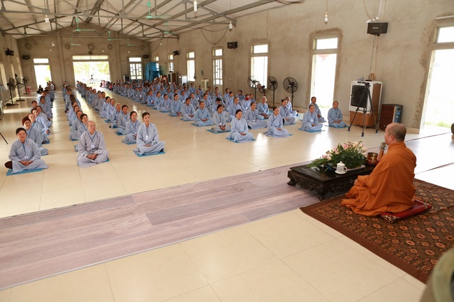 One-day Retreat at Dong Cao Pagoda.