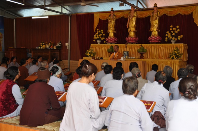 One–Day Retreat at Tieu Dao Pagoda