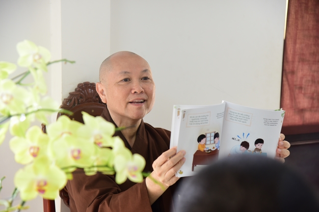 “Cộng Đồng Sống Tử Tế” Team visited Hoang Phap Pagoda