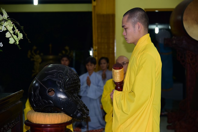 Releasing creatures and the repentant rite at Linh Phuoc retreat, Cu Chi